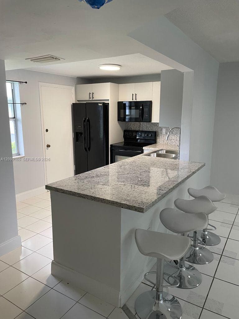 ROLLING GREEN CONDO B · #B118 in Miami - Photo 1
