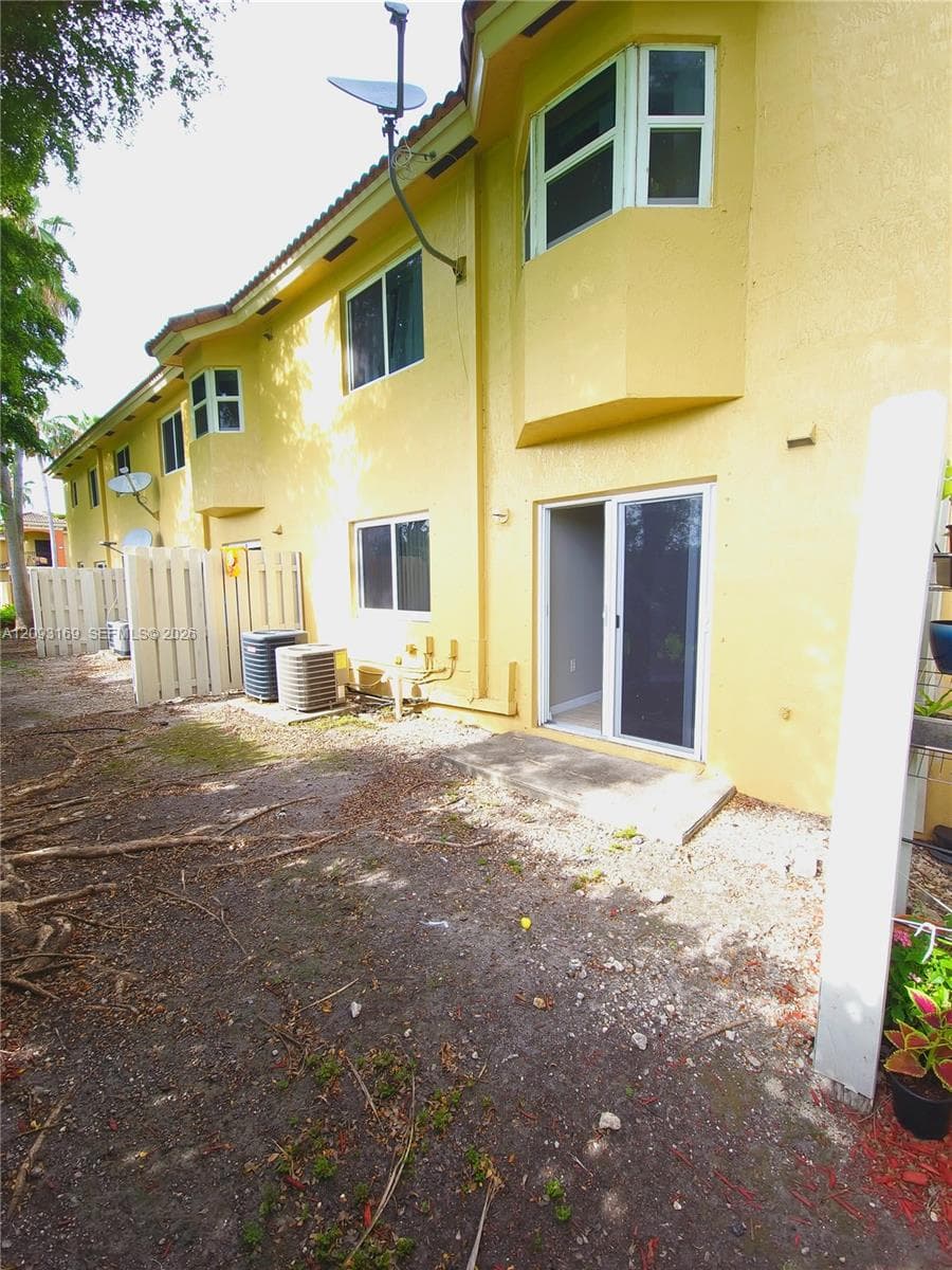 MONTEREY AT MALIBU BAY CO · #102 in Homestead - Photo 10