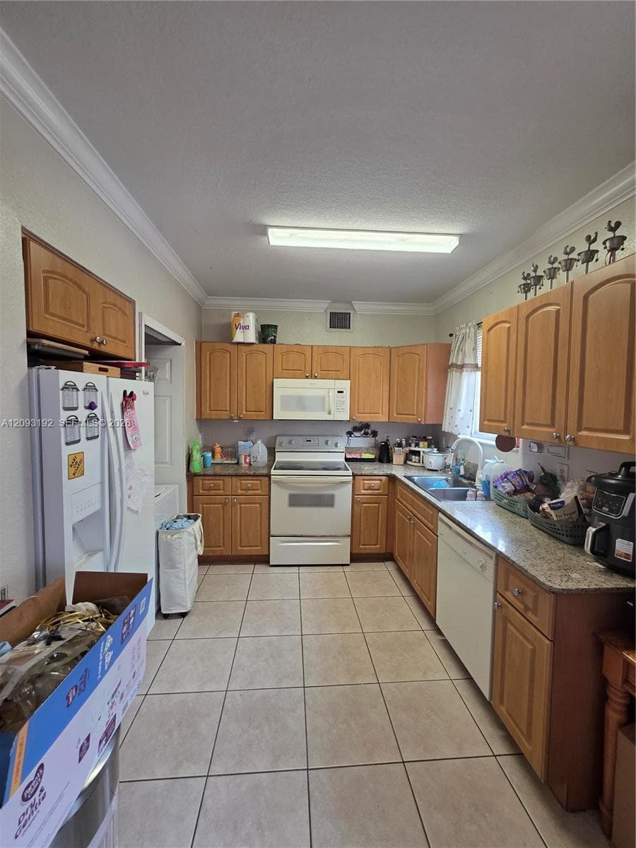 GARDEN VIEW VILLAS HOMES · #102 in Hialeah - Photo 3