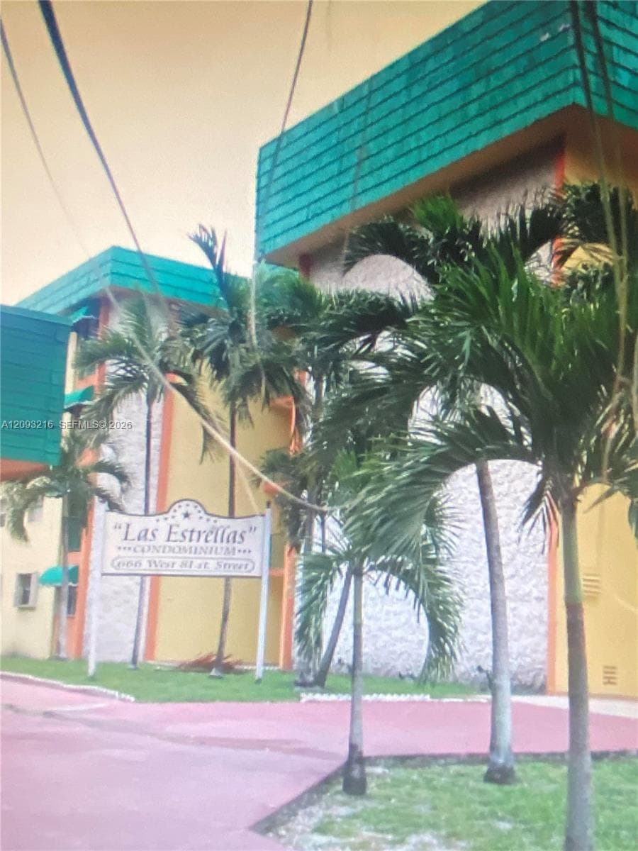 LAS ESTRELLAS · #127 in Hialeah - Photo 11