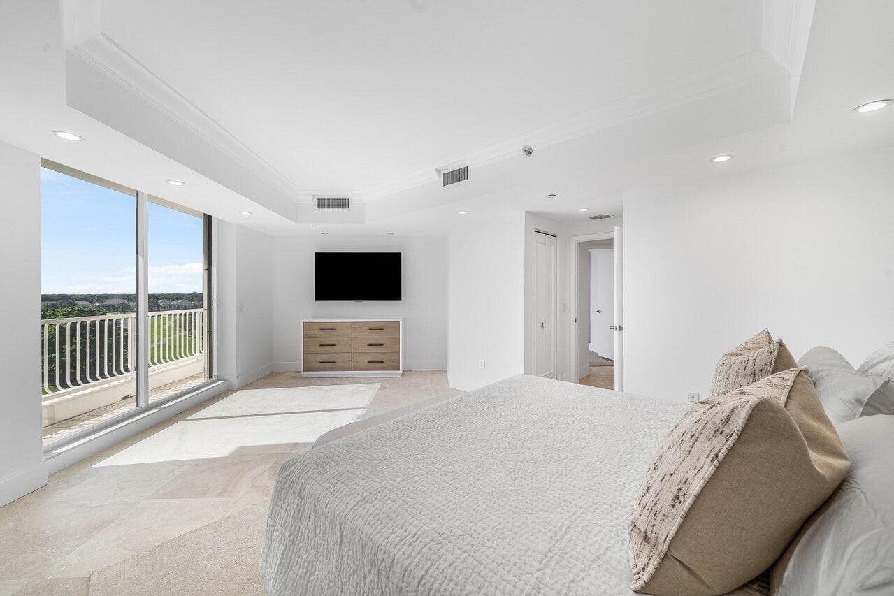 036-20320FairwayOaksDrive-331-BocaRaton-
