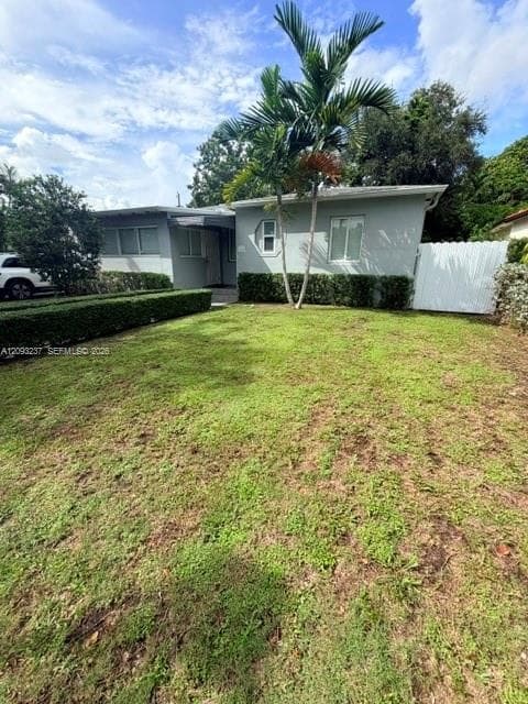 6277 SW 13th St photo 2
