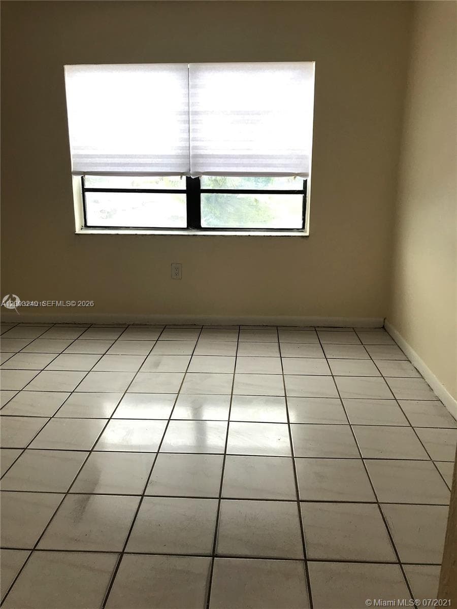 KINGS COVE CONDO · #221 in Hialeah - Photo 14
