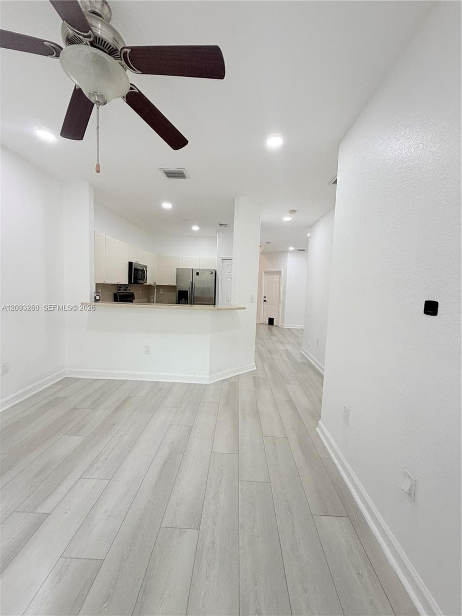1432 SE 25th Ave photo 9