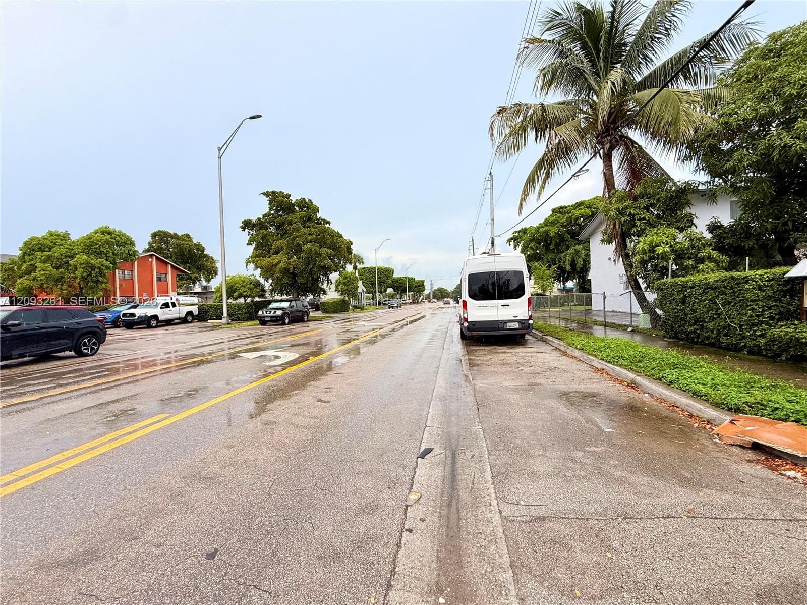 BELLA VISTA HOMES · #1 in Hialeah - Photo 24