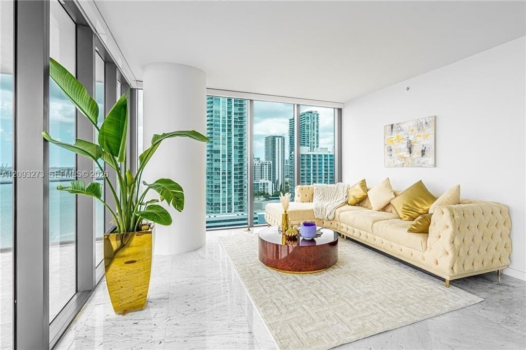 One Paraiso · #1901 in Miami - Photo 3