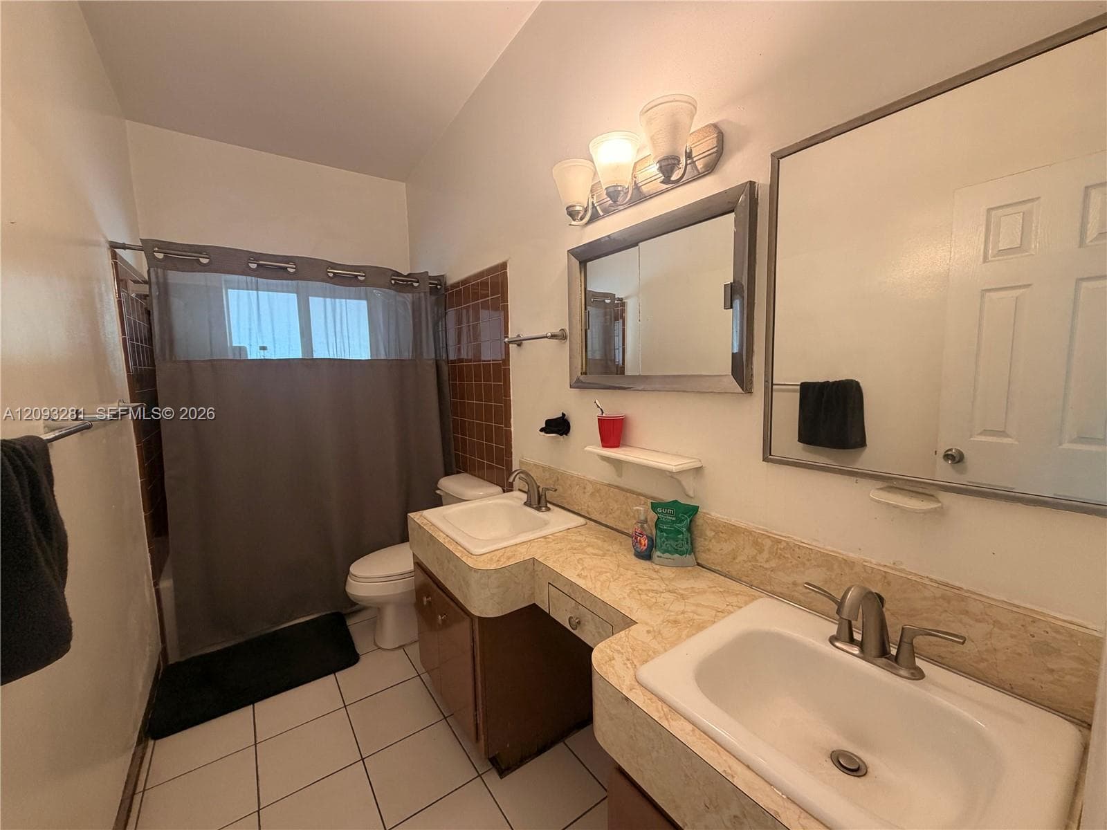 19091 NE 20th Ct photo 24