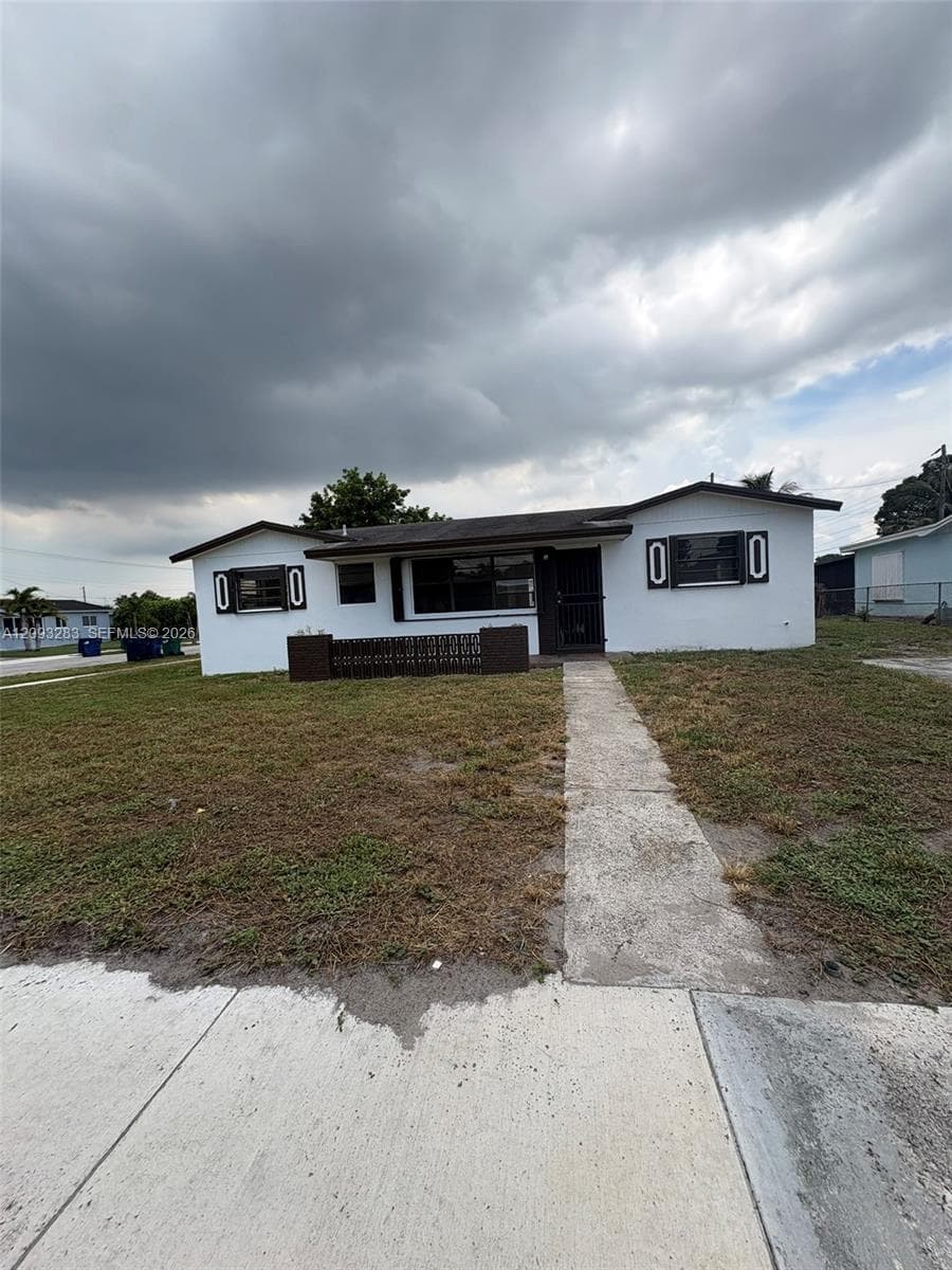 3020 NW 212th St photo 1