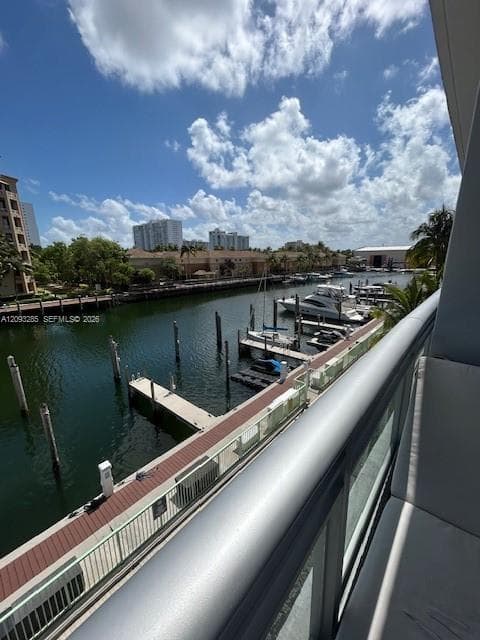 Artech · #216 in Aventura - Photo 33