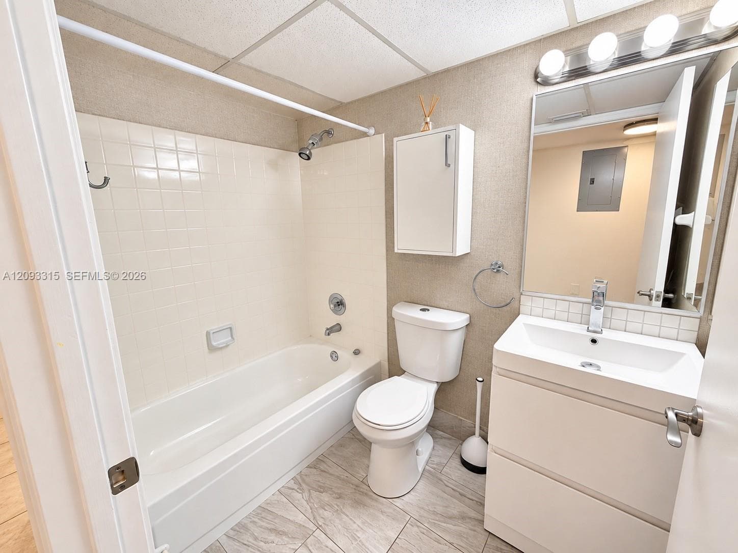DORAL PK CO CLUB VILLAS C · #106-12 in Doral - Photo 23