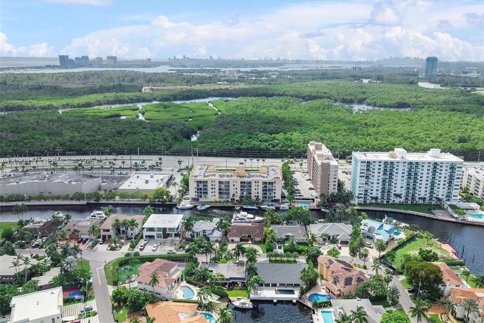 BAYSWATER COURT CONDO · #5P in North Miami Beach - Photo 29