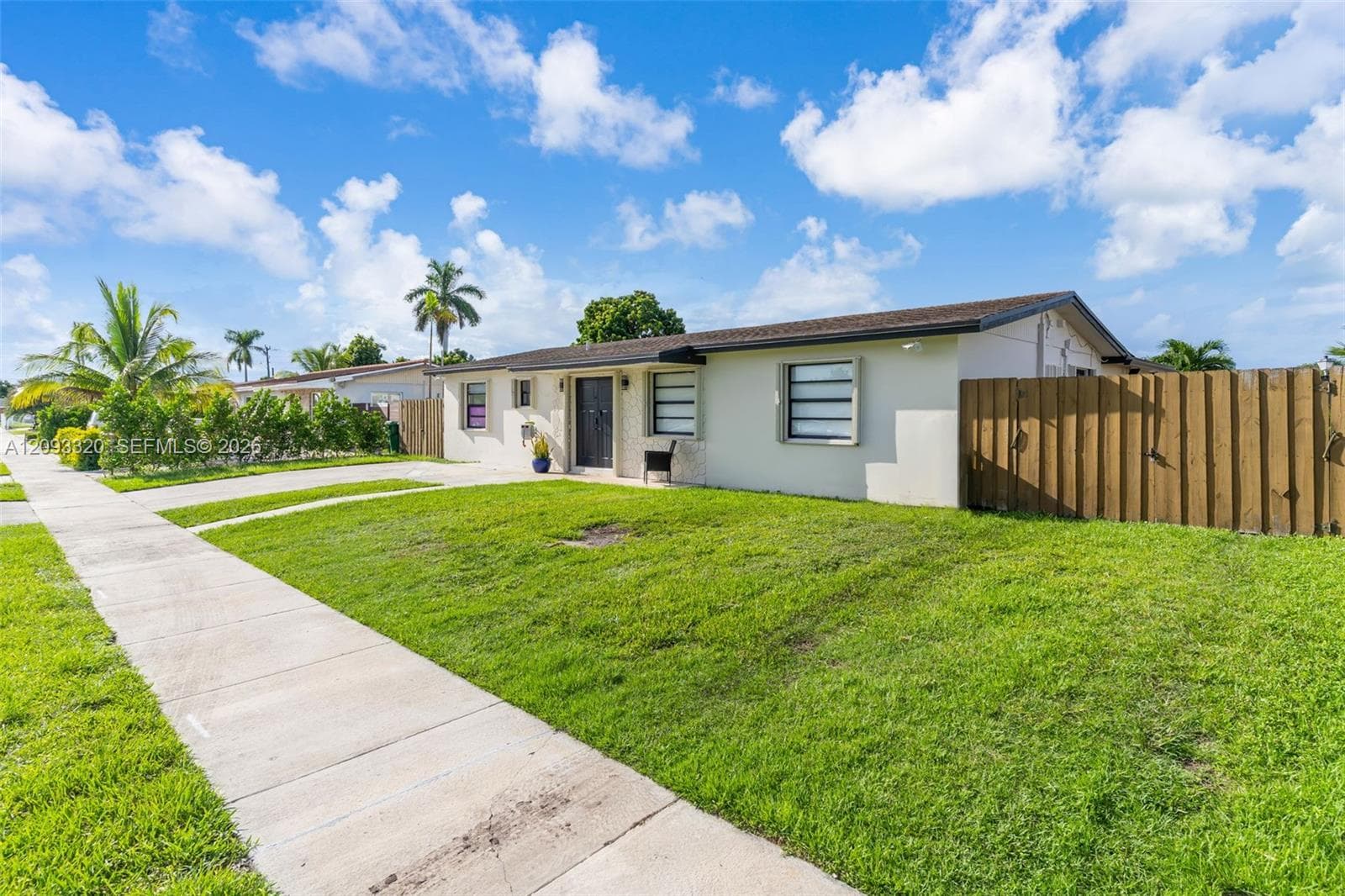 15105 SW 305th Ter photo 2