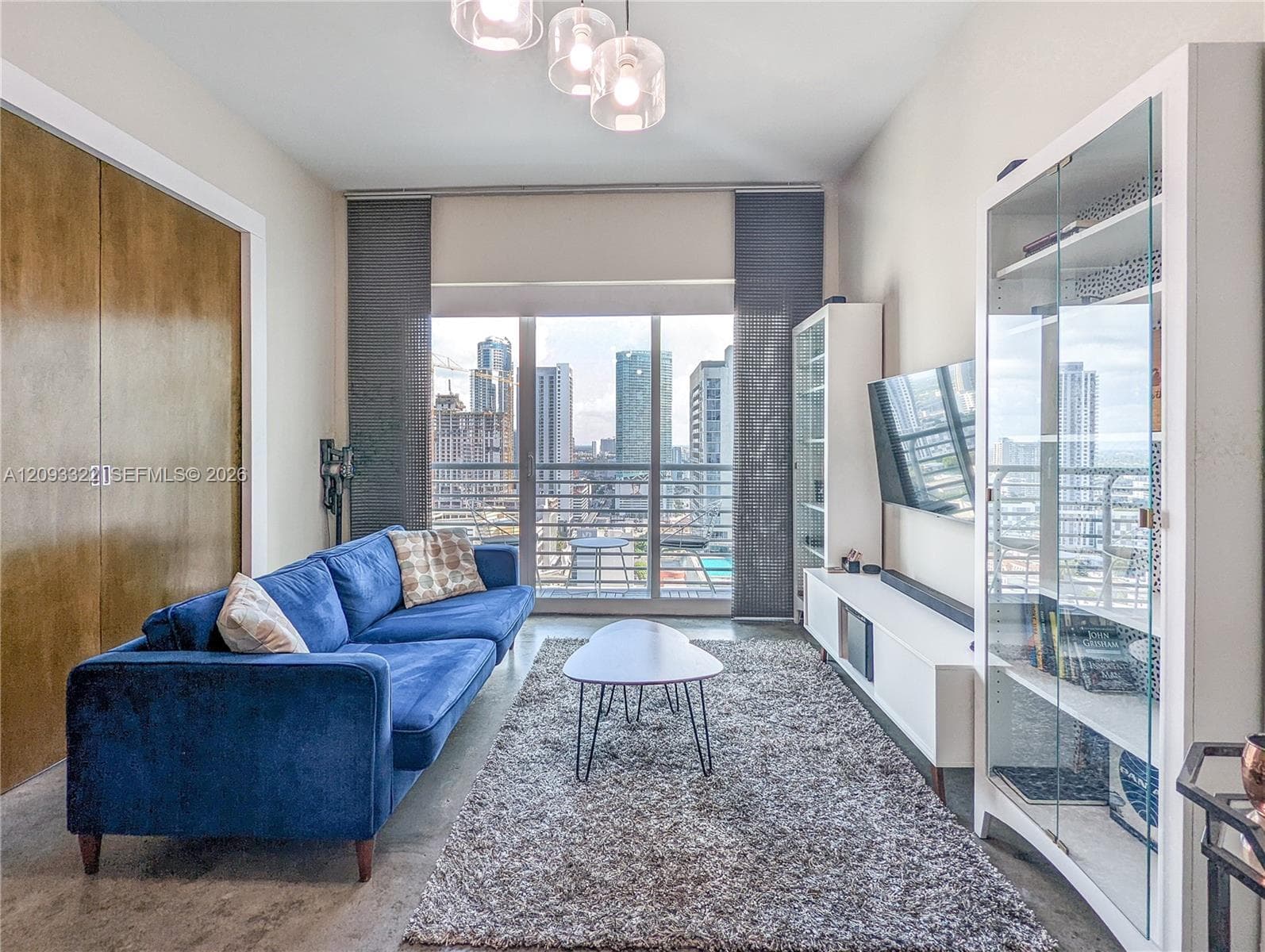 Loft Downtown II · #2607 in Miami - Photo 4