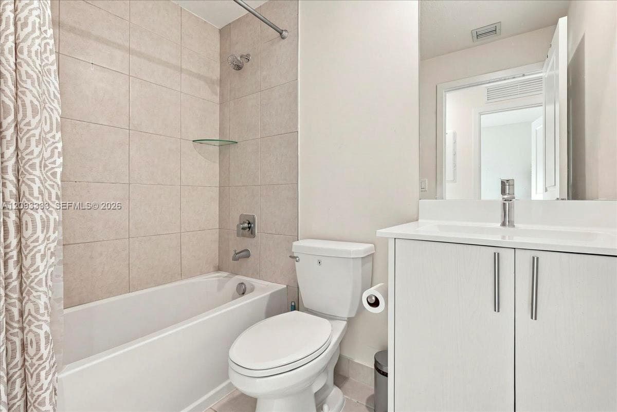 URBANA AT DOWNTOWN DORAL in Doral - Photo 16