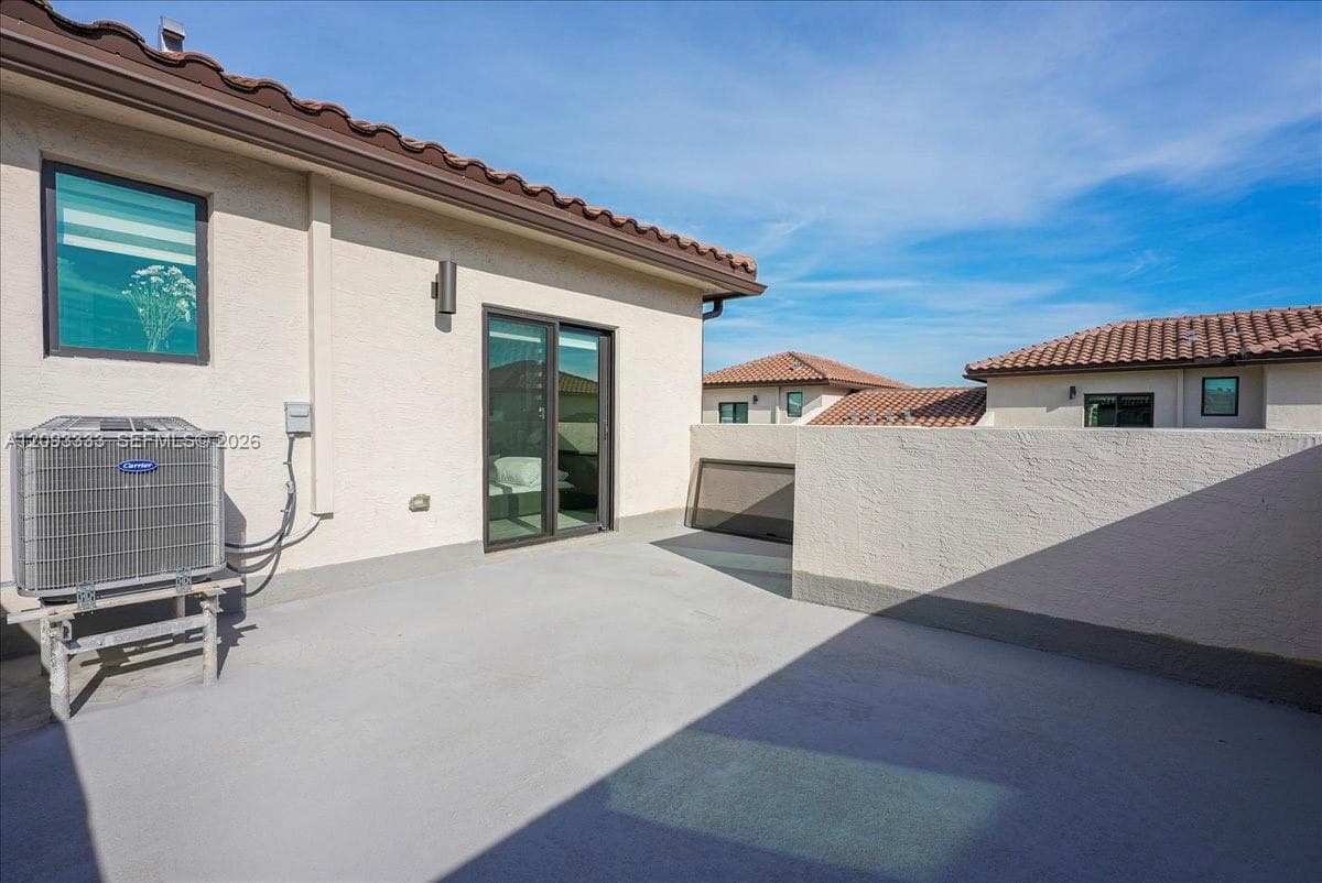 URBANA AT DOWNTOWN DORAL in Doral - Photo 26