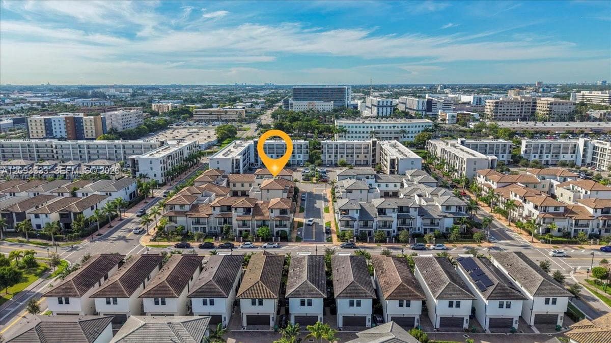 URBANA AT DOWNTOWN DORAL in Doral - Photo 34