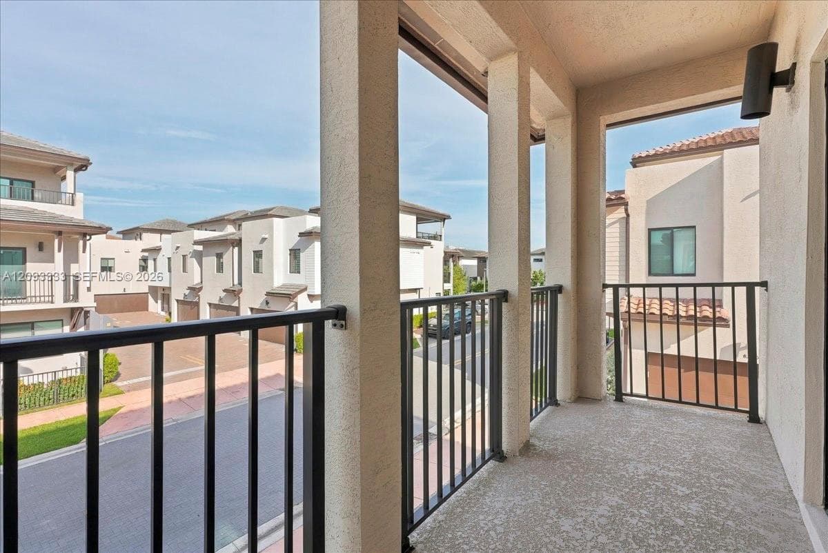 URBANA AT DOWNTOWN DORAL in Doral - Photo 25