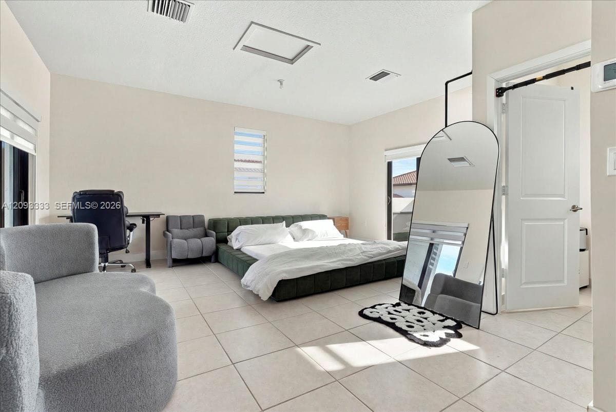 URBANA AT DOWNTOWN DORAL in Doral - Photo 21