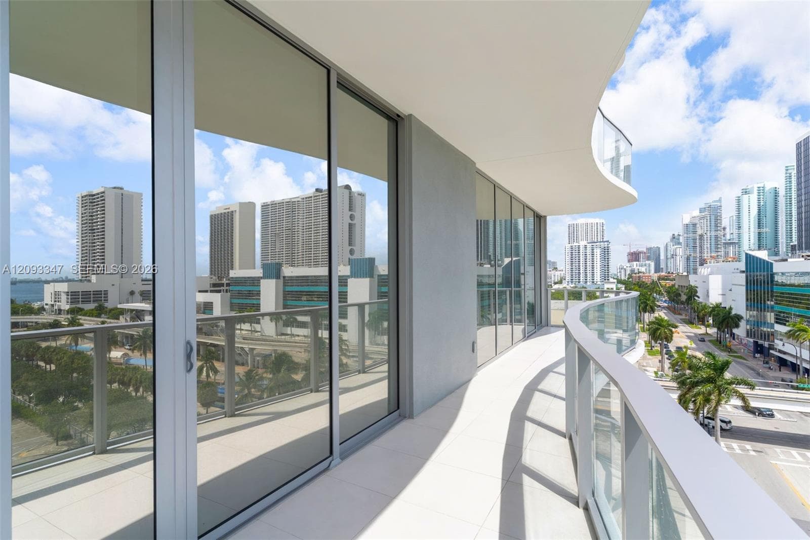 Curved terrace running the width of the corner residence on floor seven