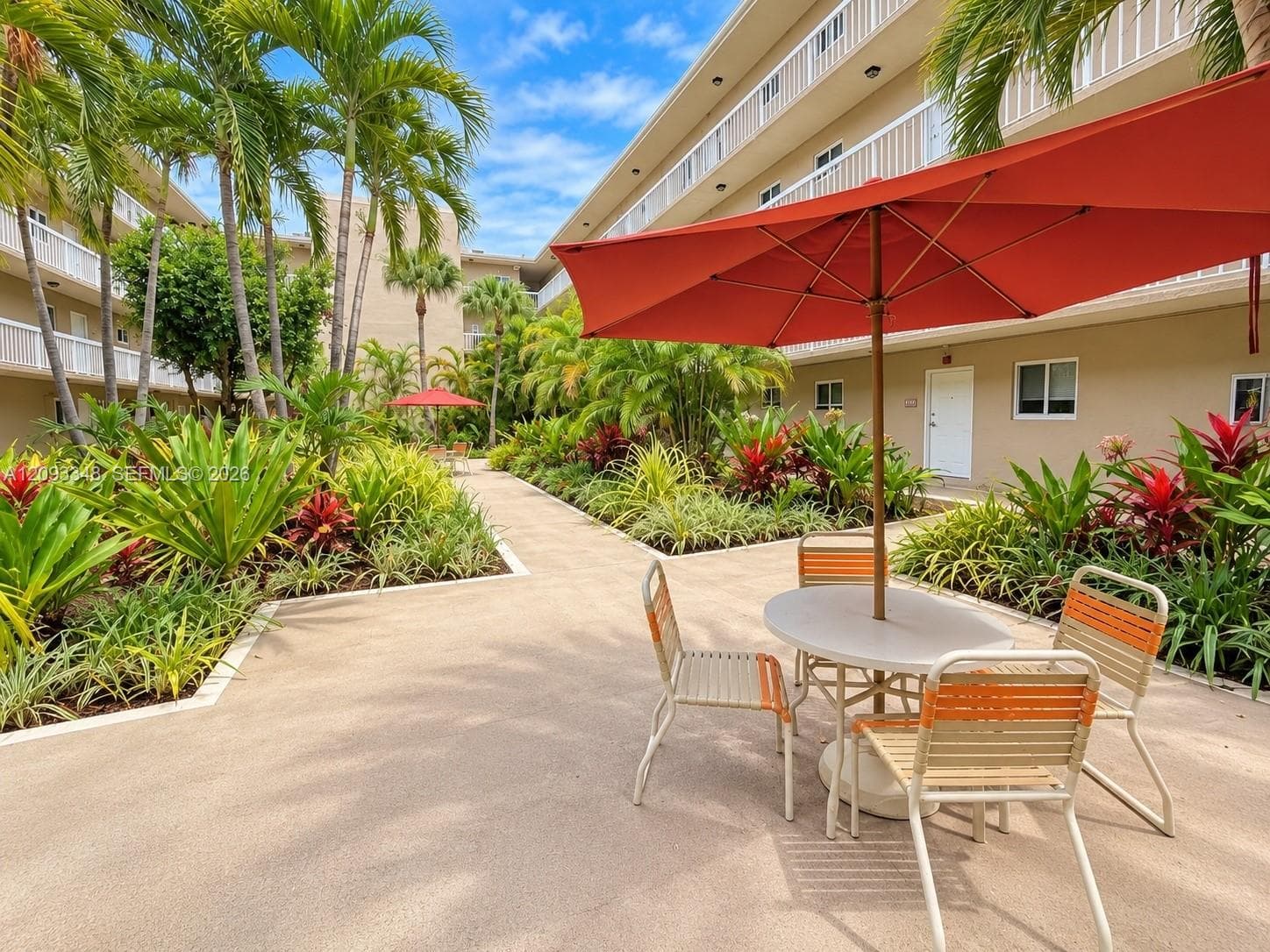 VILLAGE OF KINGS CREEK CO · #f401 in Miami - Photo 4