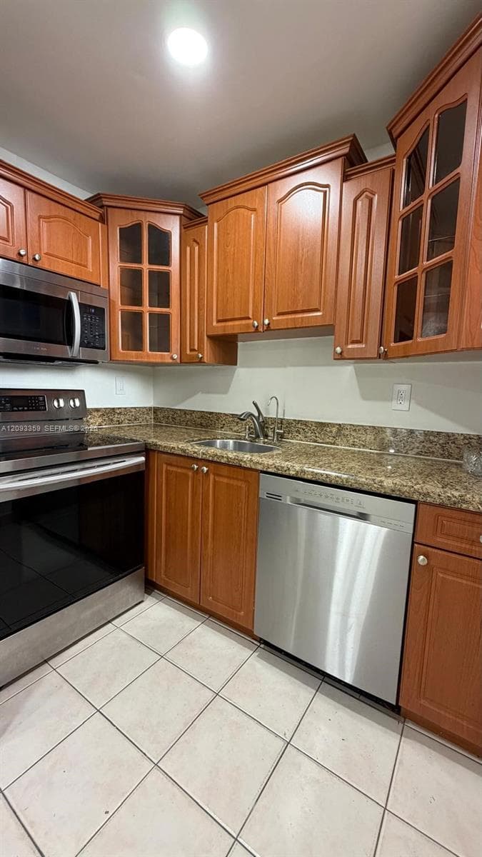 HARDING VILLAS CONDO · #305 in Miami Beach - Photo 17