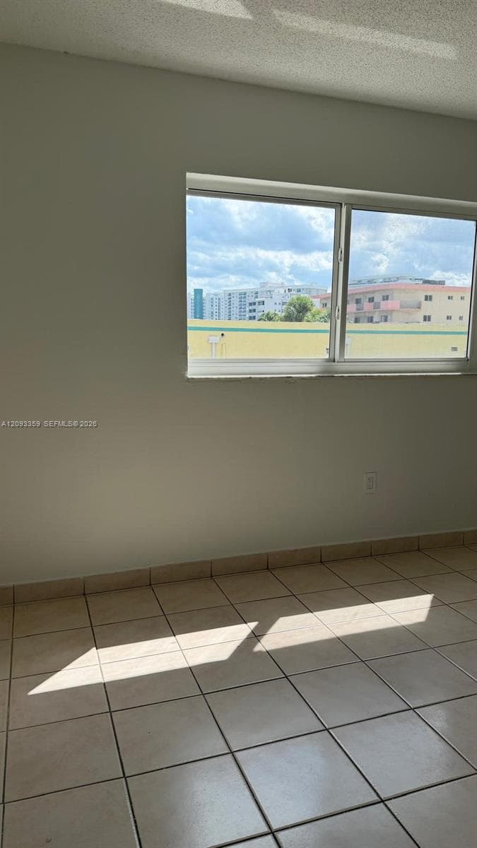 HARDING VILLAS CONDO · #305 in Miami Beach - Photo 19
