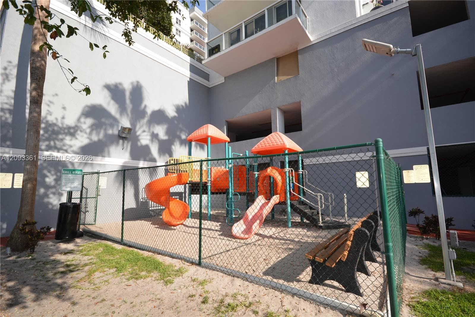 BLUE LAGOON CONDO · #608 in Miami - Photo 23