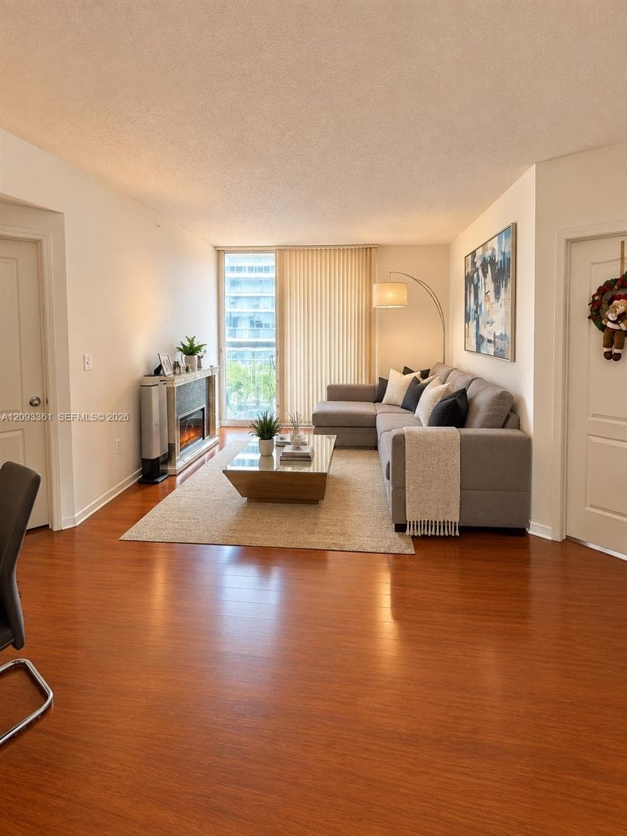 BLUE LAGOON CONDO · #608 in Miami - Photo 1