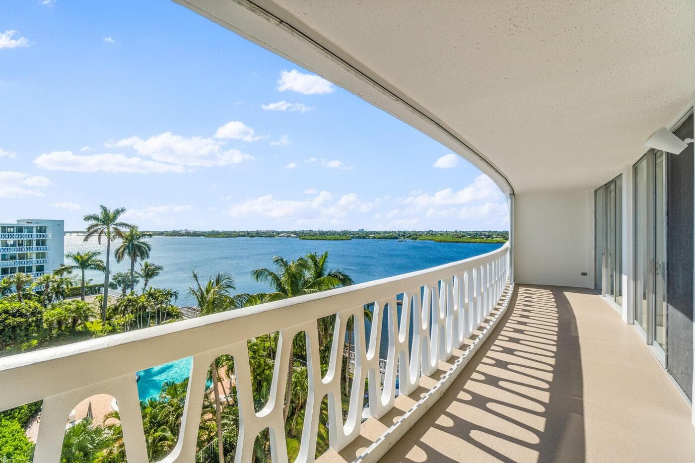 Pool/Intercoastal View