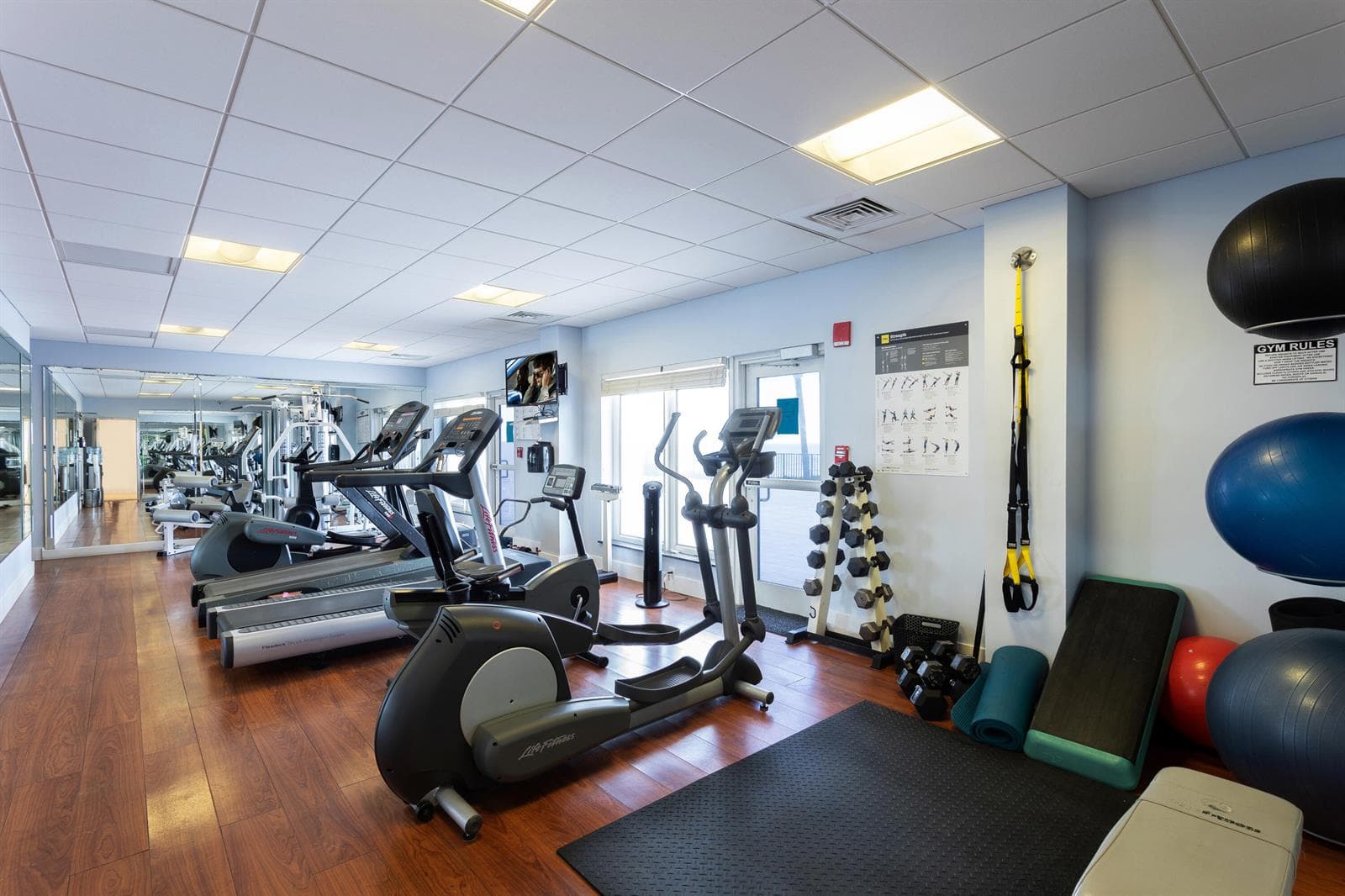 FITNESS CENTER