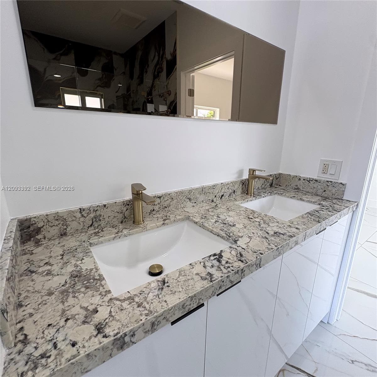 19527 SW 325th Ln photo 12