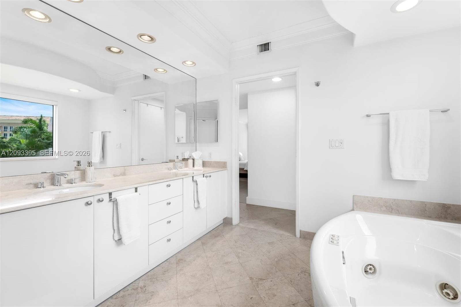 Club Tower Three · #401 in Key Biscayne - Photo 16