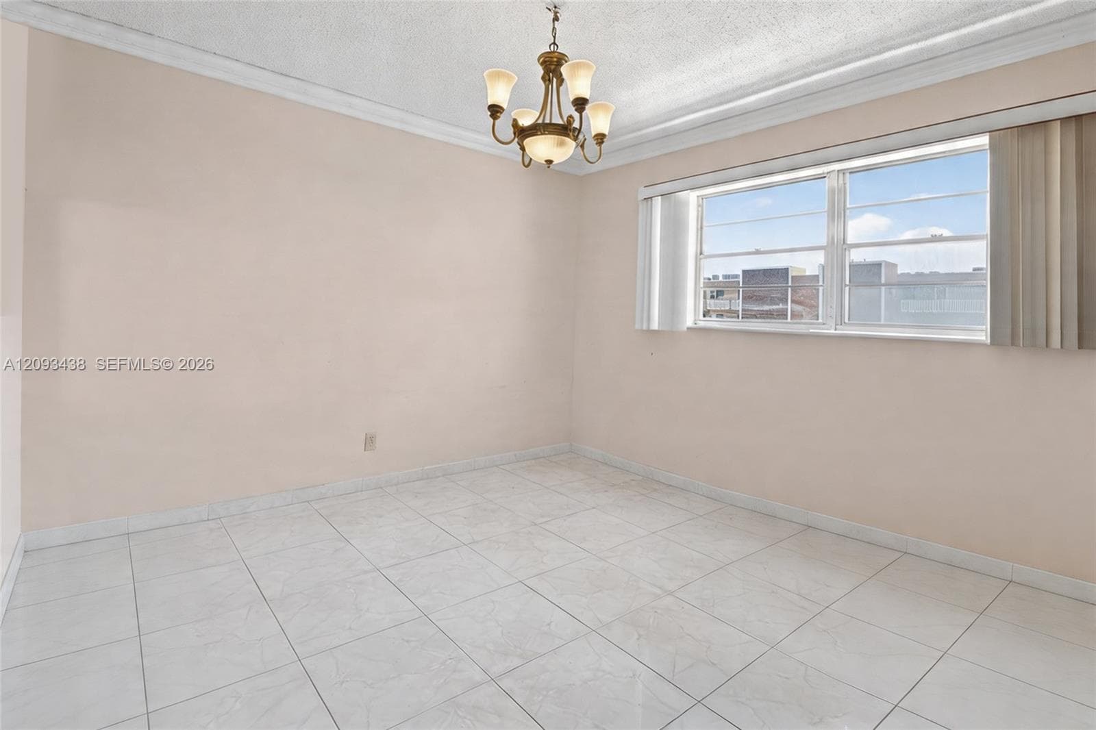 Meadowbrook Towers · #602 in Hallandale Beach - Photo 18