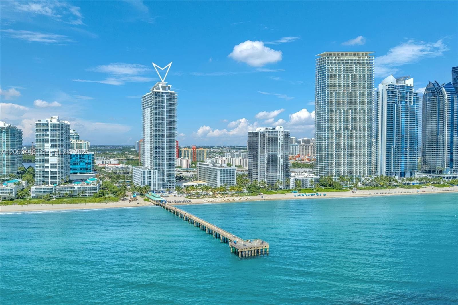 La Perla · #3010 in Sunny Isles Beach - Photo 40