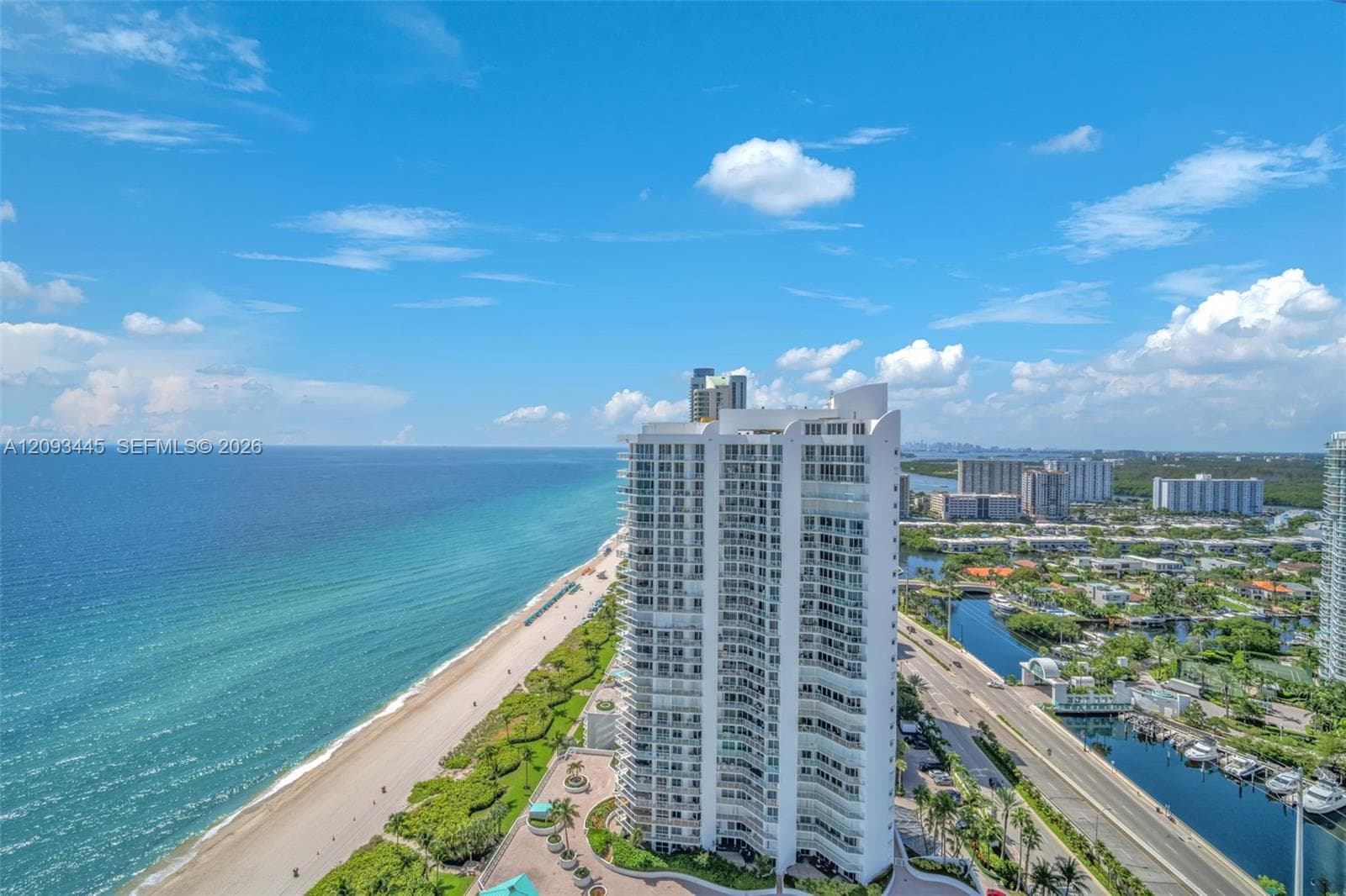 La Perla · #3010 in Sunny Isles Beach - Photo 31