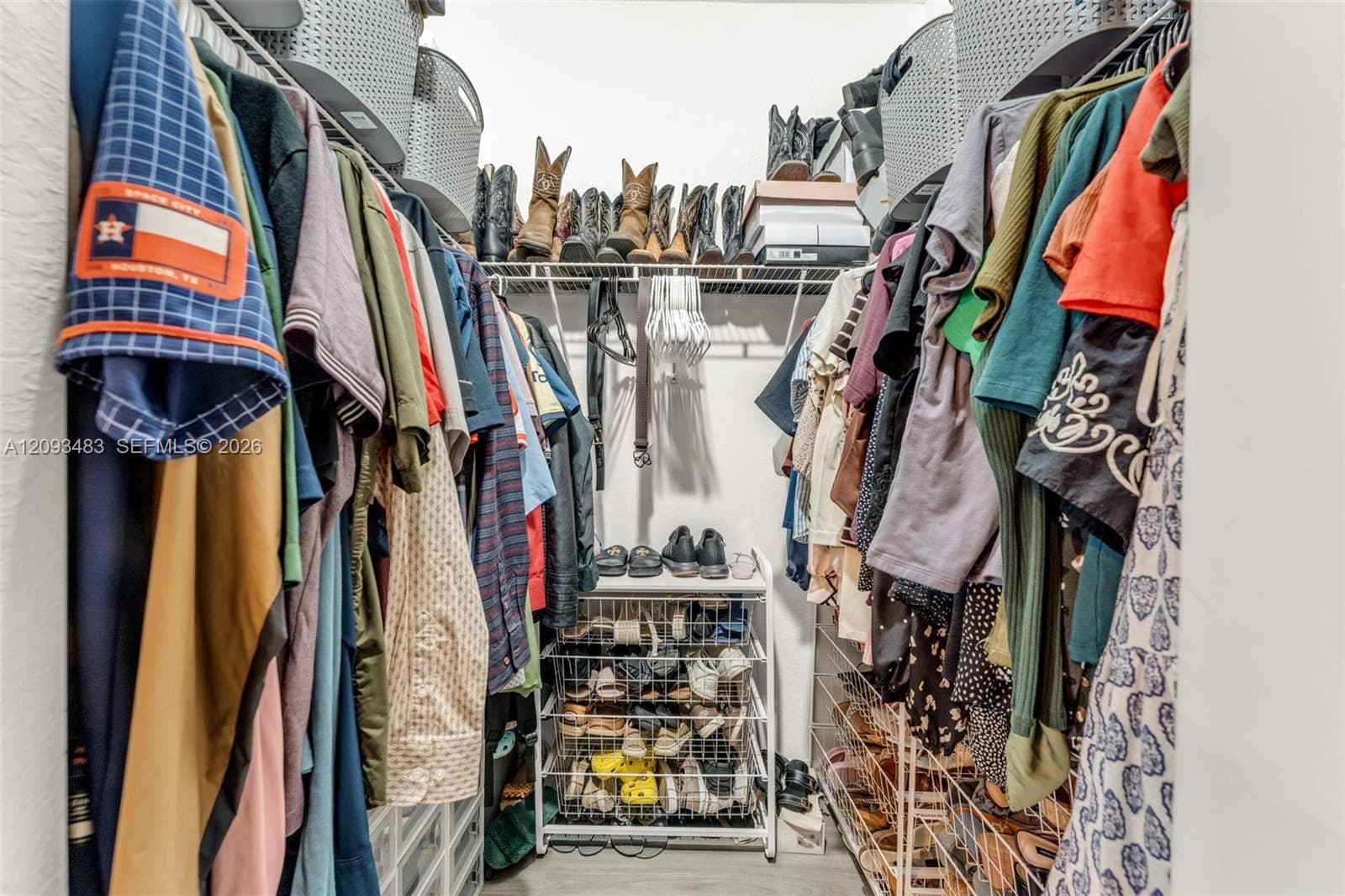 Walking Closet - Master