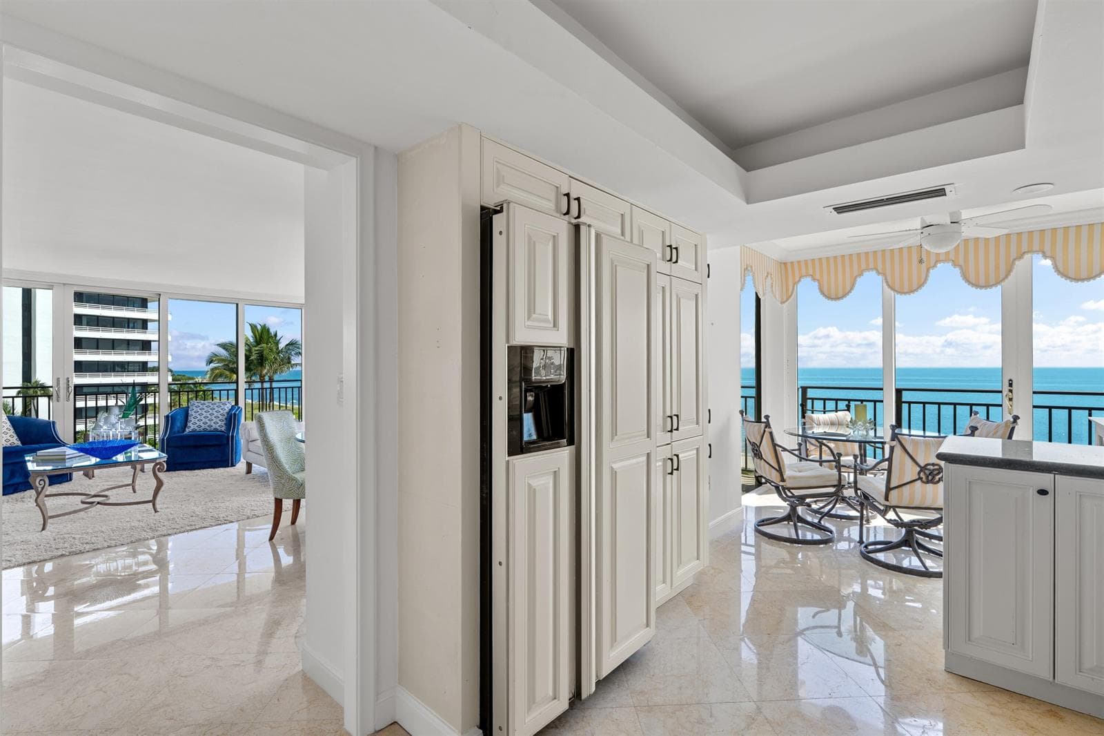 KITCHEN TO OCEAN VIEW
