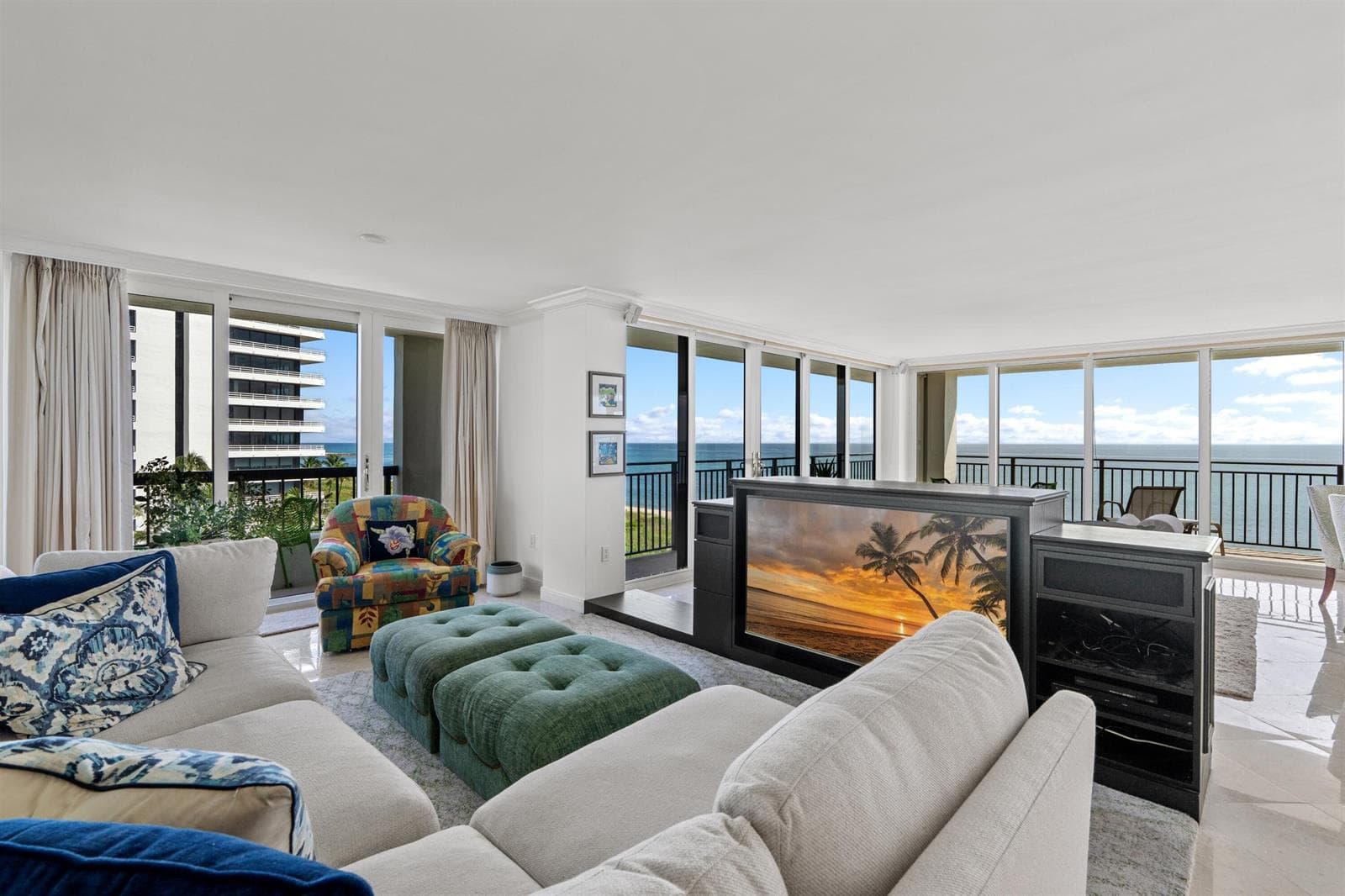 OCEANFRON GREAT ROOM