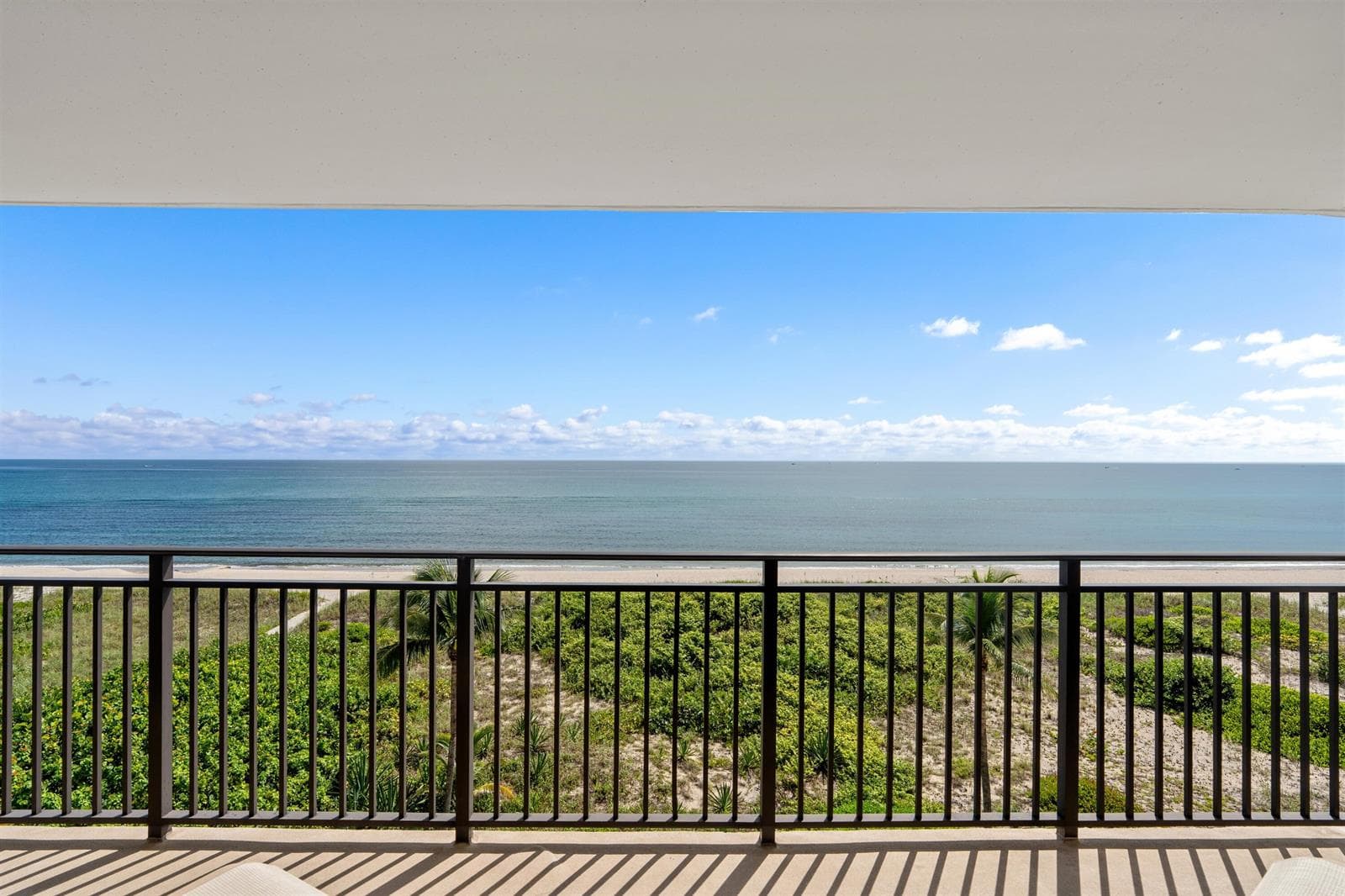 OCEANVIEW BALCONY