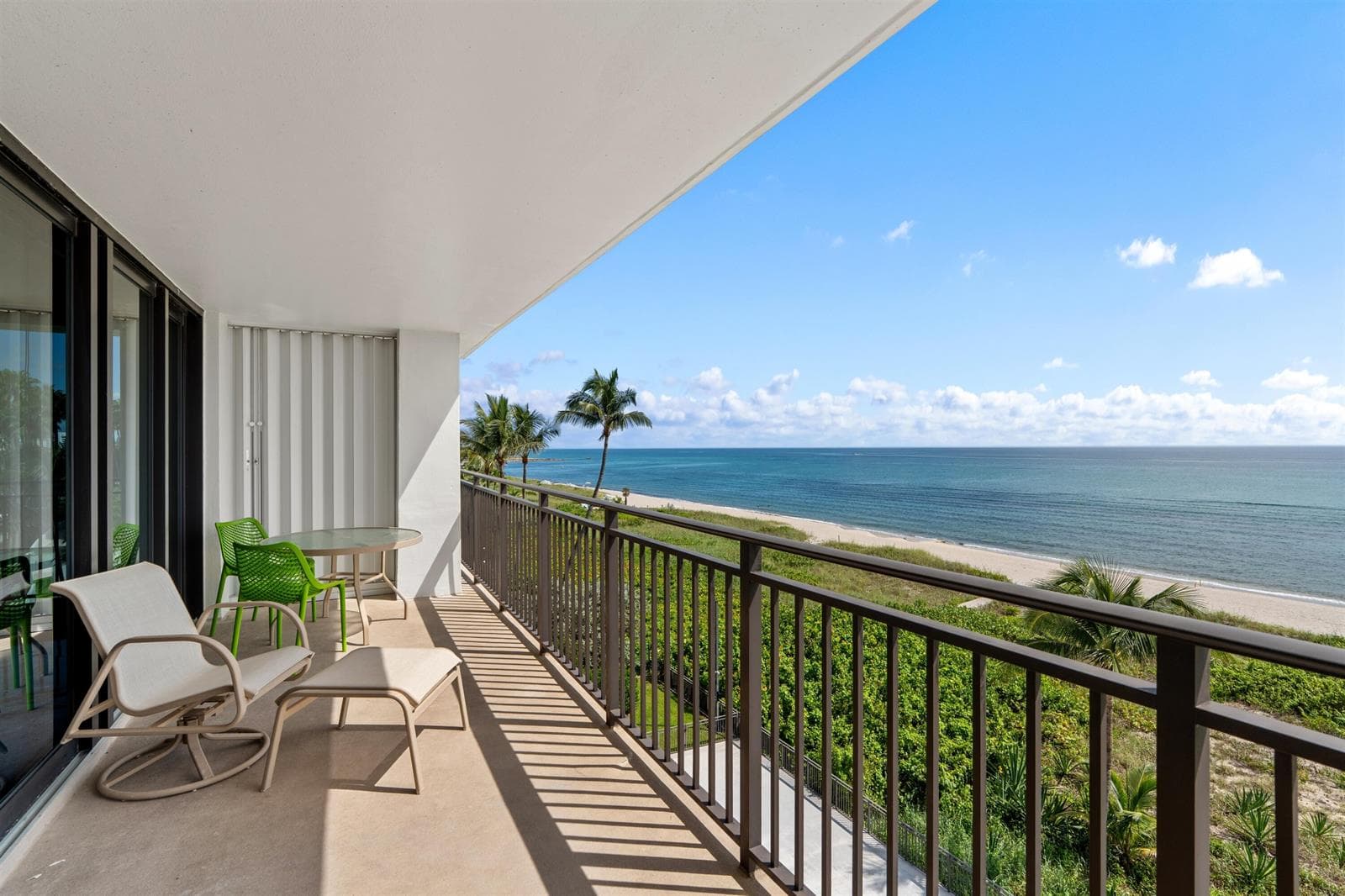 OCEANVIEW BALCONY