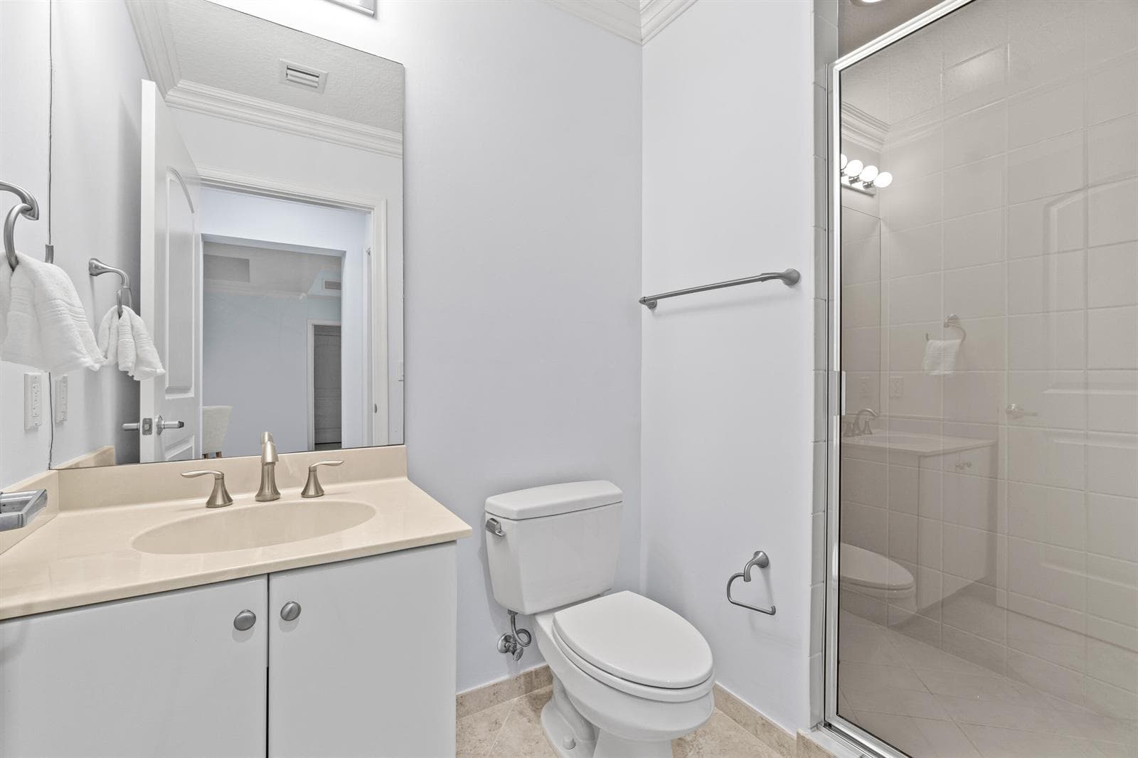 2nd Full Guest Bathroom