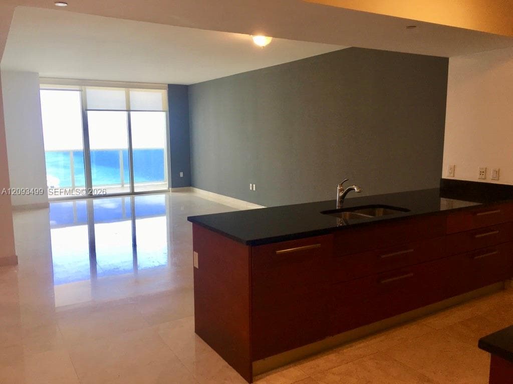 BEACH CLUB TWO · #3611 in Hallandale Beach - Photo 7