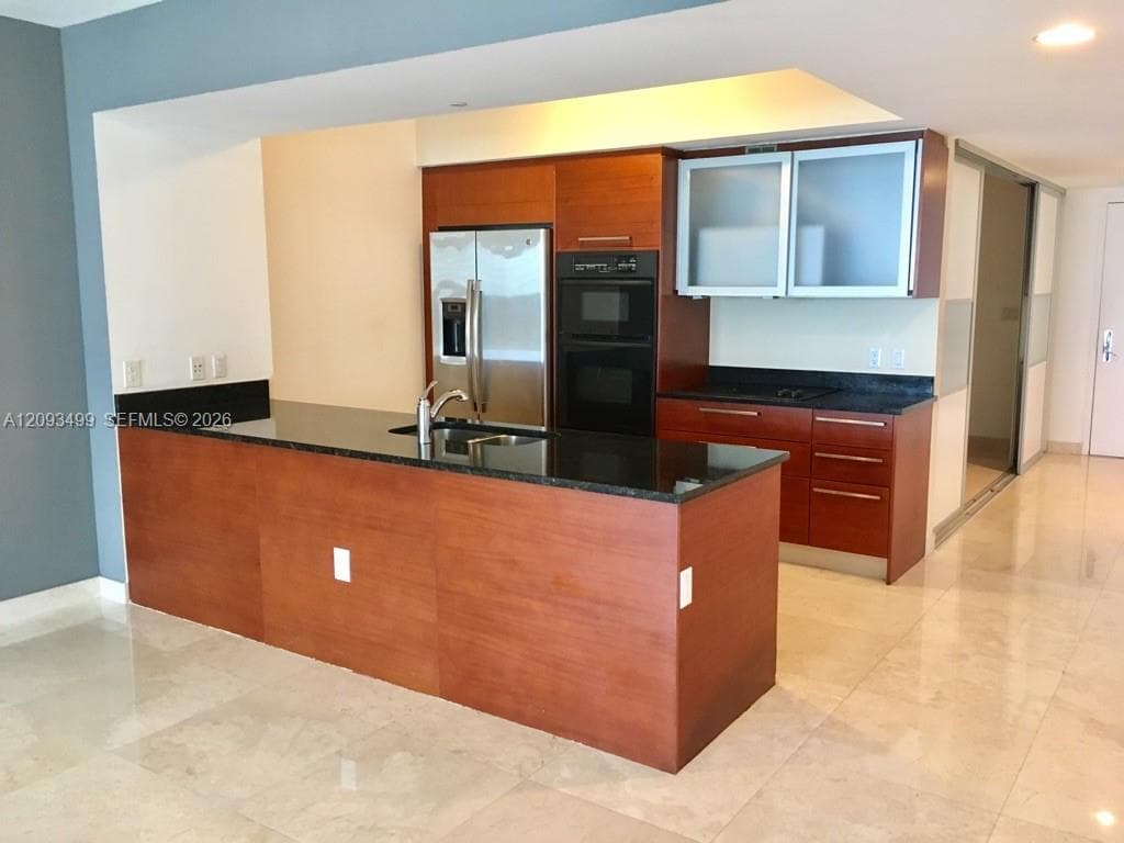 BEACH CLUB TWO · #3611 in Hallandale Beach - Photo 3