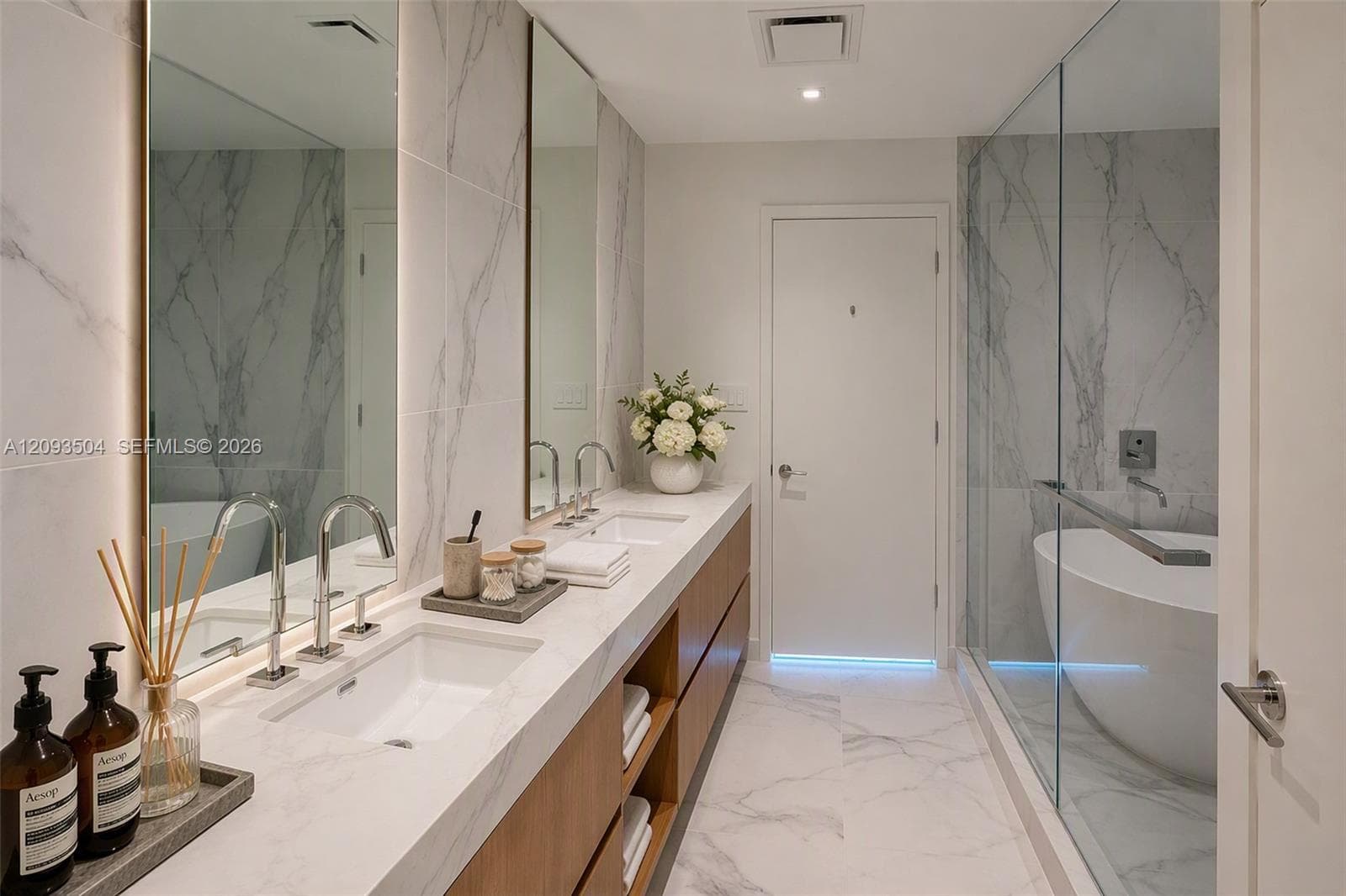 Master Bath- Virtually Staged