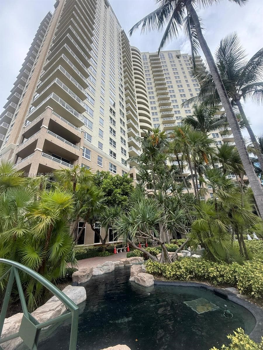 TURNBERRY ON THE GREEN CO · #TS-03 in Aventura - Photo 28