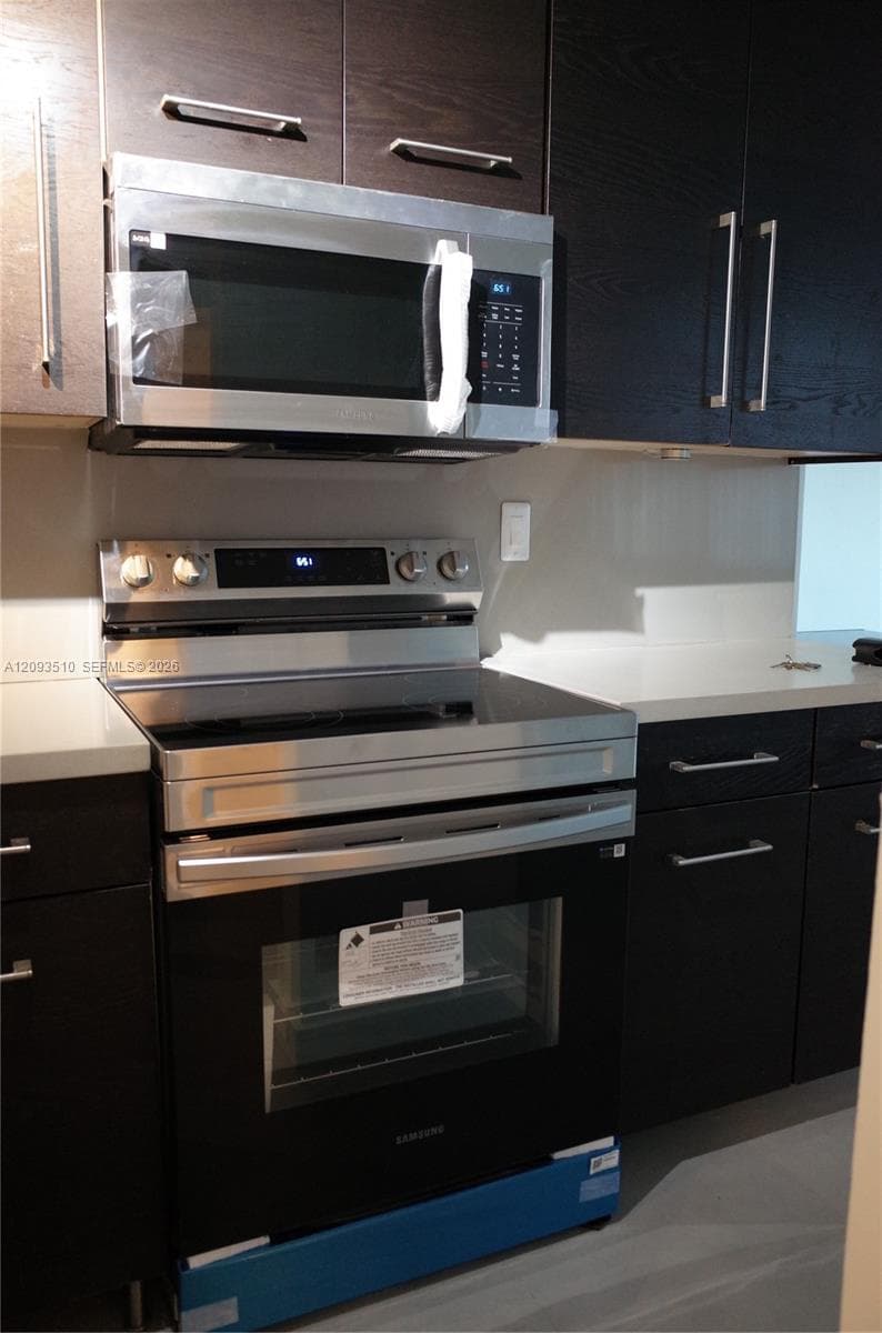 ISLANDER CONDO APTS · #302 in Miami Beach - Photo 7