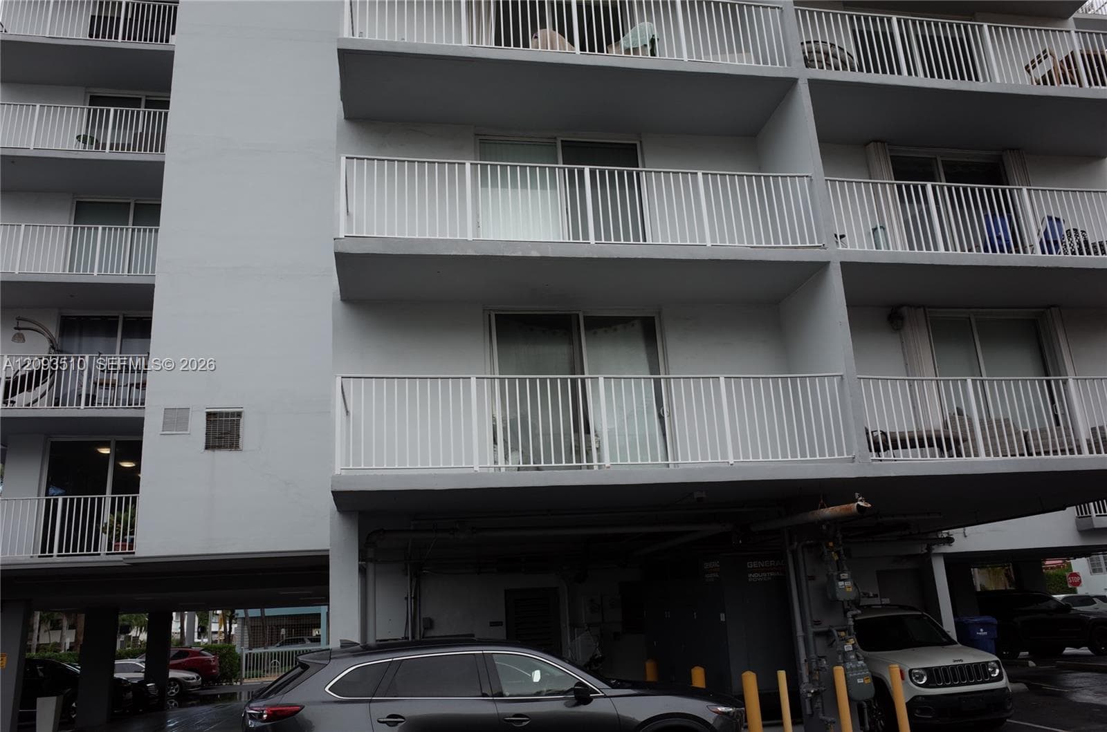 ISLANDER CONDO APTS · #302 in Miami Beach - Photo 25