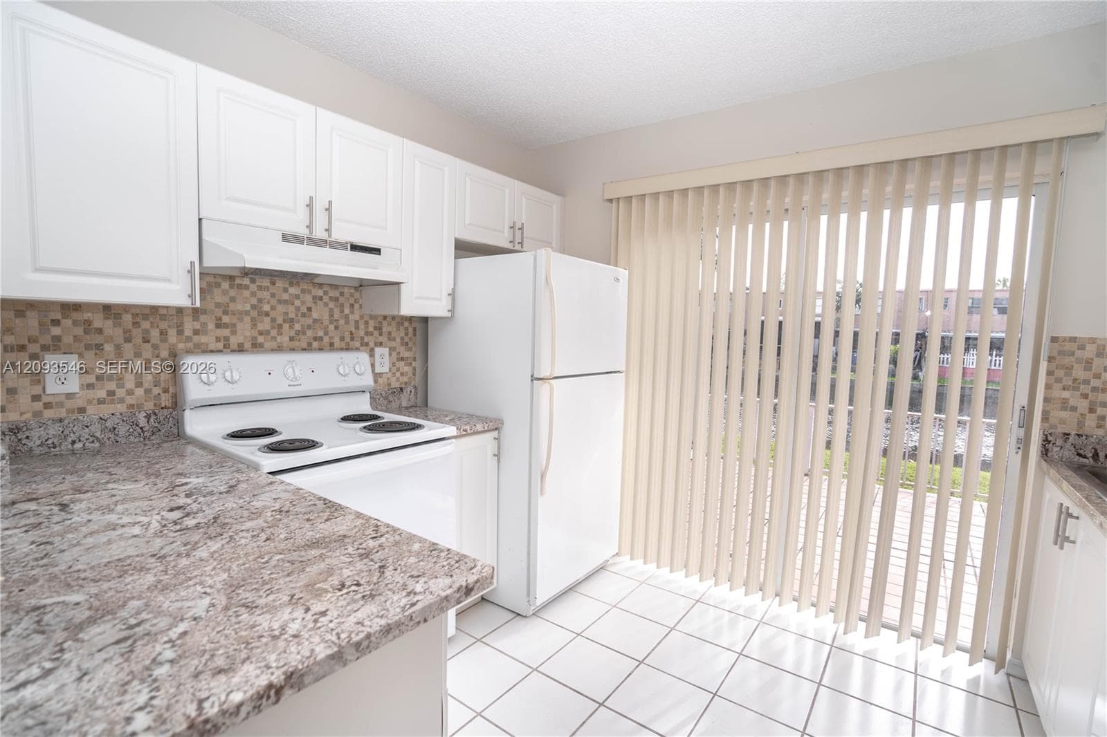 LAGO DEL REY CONDO · #203 in Hialeah - Photo 11
