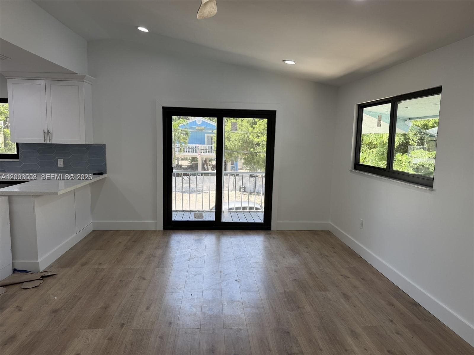 39 Gumbo Limbo Ave photo 12