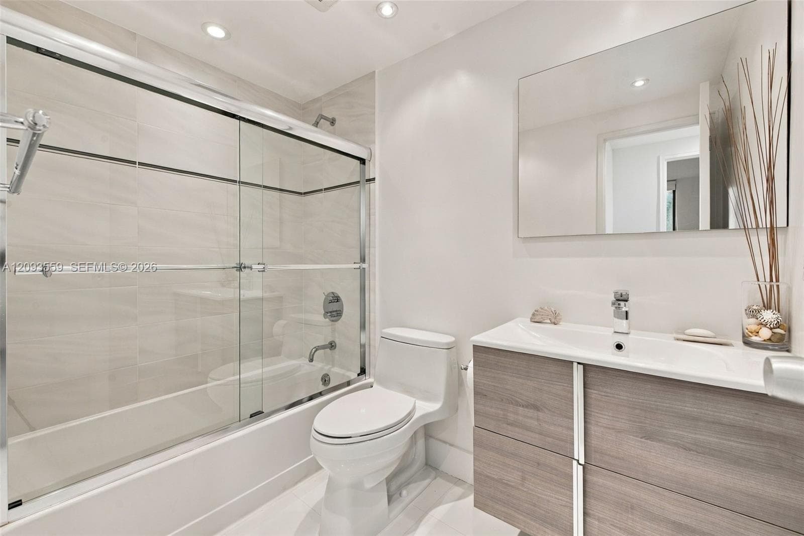 PLAZA OF BAL HARBOUR · #506 in Bal Harbour - Photo 18